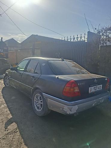 Mercedes-Benz: Mercedes-Benz C-Class: 1997 г., 2.2 л, Механика, Бензин, Седан — 9