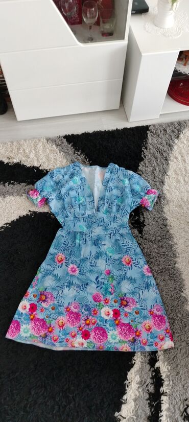 kako skinuti zujalicu sa jakne: Zara M (EU 38), color - Blue, Cocktail, Short sleeves at lalafo.rs kako skinuti zujalicu sa jakne: Zara M (EU 38), color - Blue, Cocktail, Short sleeves