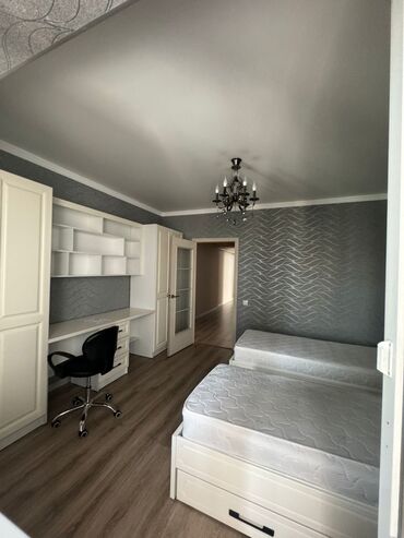 Долгосрочная аренда квартир: 3 комнаты, Агентство недвижимости, Без подселения, С мебелью полностью — 3