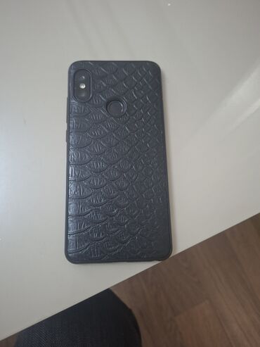Xiaomi Redmi Note 5 yaxsi veziyyetdedi batarekasini arginal qoymusam