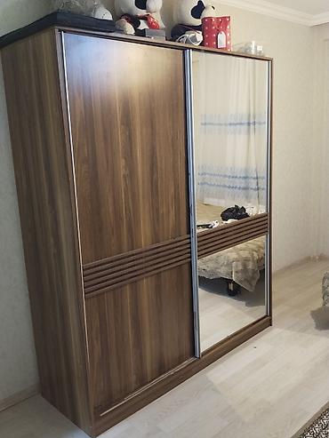 tek stollar: Yataq otağı üçün mebel dəsti - Şkaf: sürgülü qapılı model, bir qapısı — 1