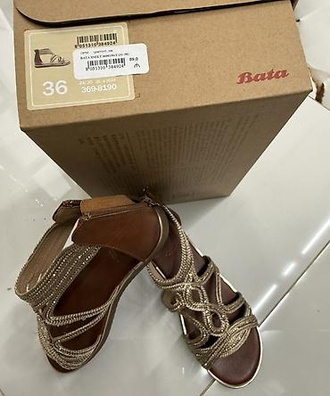 Basanoşka və səndəllər: Bata qadın sandal - Brend: Bata - Model: Sandalet (etiketdə “BATA — 2