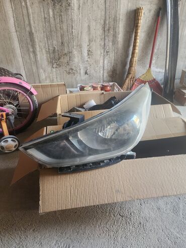 запчасти форд фокус 2: Алдыңкы сол фара Hyundai 2017 г.