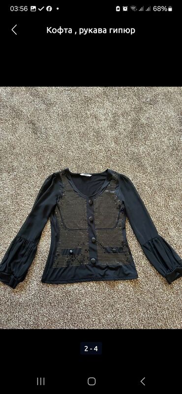 Рубашки: Кофты разные - 3 штуки . 1 -44-46 размер, джинсовые платье. 46-48 — 6