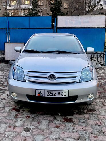 джетта 1: Toyota ist: 1.5 л | 2004 г