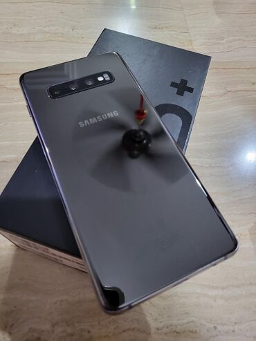 телефон s10: Samsung Galaxy S10 Plus, Б/у, 8 GB, цвет - Серебристый, 2 SIM