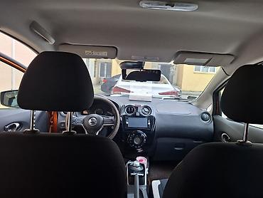 генератор фольксваген: Nissan Note e-POWER, narıncı rəngli, şəhər üçün ideal hibrid (benzin — 10