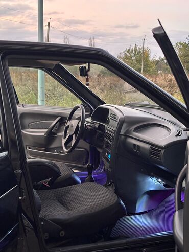 VAZ (LADA): VAZ (LADA) Samara: 1.6 l | 2012 il 180000 km Hetçbek — 8