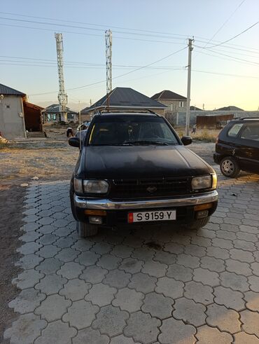 Фасадные работы: Nissan Pathfinder: 1999 г., 3.3 л, Автомат, Газ, Внедорожник
