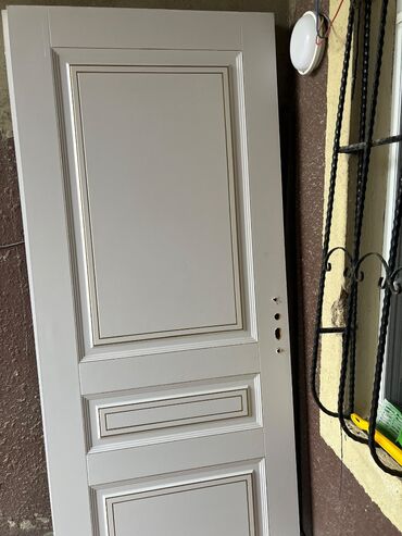 Otaq qapıları: 2 dene otaq qapısı satıram ünvan zabrat