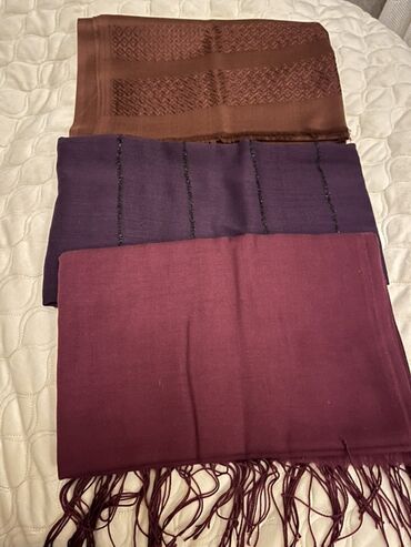 first class çay qiymeti: Qadın şalı dəsti – 3 ədəd Rənglər: qəhvəyi, bənövşəyi və bordo. Qiymət