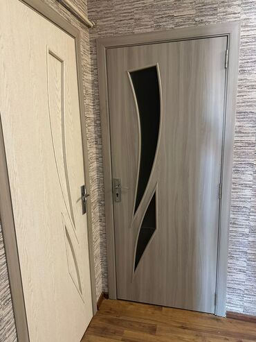 təzə qapılar: Salam qapılar yenidir.Keyfiyətinə söz ola bilməz.Ölçülər: 87×206