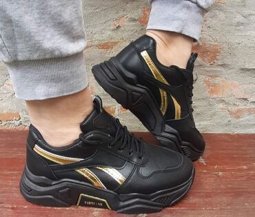 Women's Sneakers and athletic shoes: 41 — 21