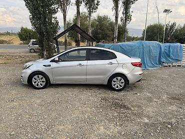 kona машина: Kia Rio: 2015 г., 1.4 л, Кол менен иштөөчү, Газ, Седан — 4