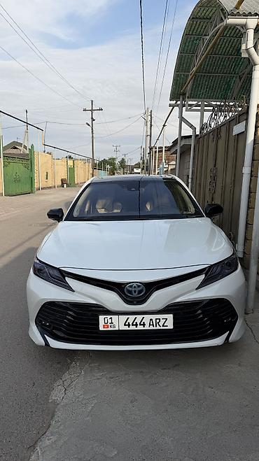 voxy noah: Toyota Camry: 2018 г., 2.5 л, Вариатор, Гибрид, Седан — 4