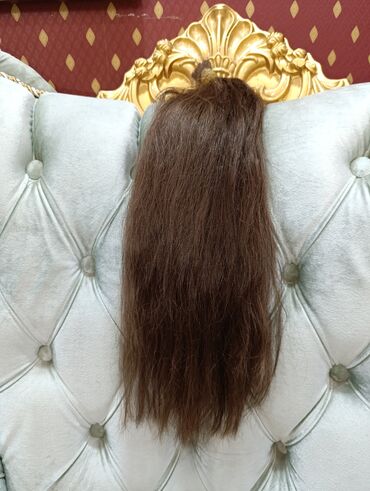 Təbii saçlar, pariklər: Qaynaq saçlar, Təbii — 17
