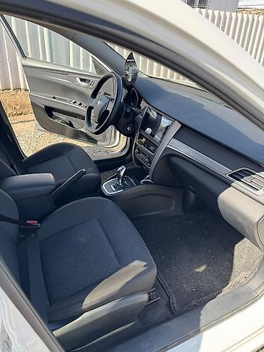 FAW: FAW Besturn: 2019 г., Автомат, Электромобиль, Седан — 10