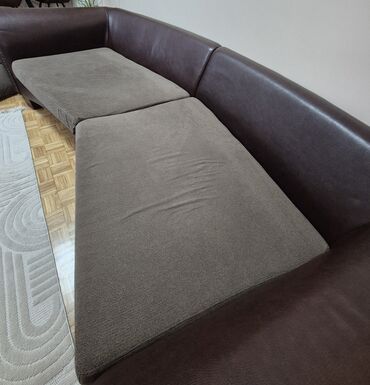 Sofe i kaučevi: Vrhunski cetvorosed koža -  mebl. Ovalnog dizajna jako zanimljiva — 12