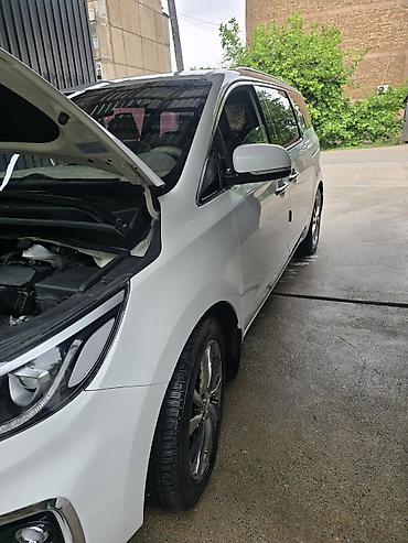 Kia: Kia Carnival: 2019 г., Минивэн — 7