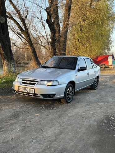 Daewoo: Daewoo Nexia: 2012 г., 1.5 л, Механика, Бензин, Седан