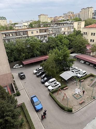 Долгосрочная аренда квартир: 3 комнаты — 1