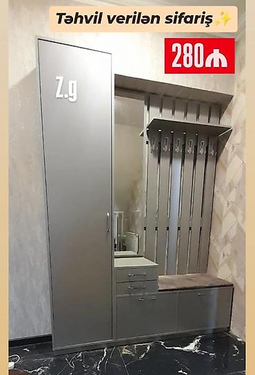 Dəhliz üçün funksional mebel dəsti – asılqan, güzgü, dolab və oturacaq