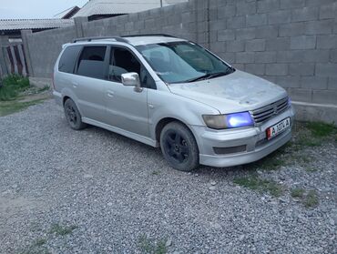 срочно продам авто в связи с переездом: Mitsubishi Chariot: 1998 г., 2.4 л, Автомат, Бензин, Вэн/Минивэн