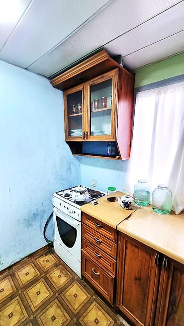ev satilir tecili: 6 otaqlı, 114 kv. m, Orta təmir — 6