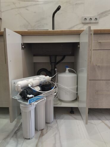 встроенная кухонная мебель для маленькой кухни: Суу филтирлери Жаны жакшы сапатта 1 жыл гарантиясы баардык