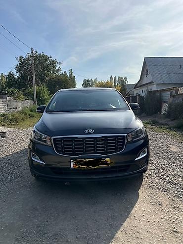 Kia: Kia Carnival: 2018 г., Минивэн — 5