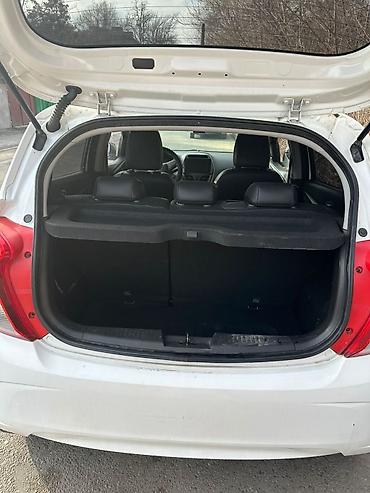 Chevrolet: Chevrolet Spark: 2019 г., 1 л, Вариатор, Бензин, Хэтчбэк — 6