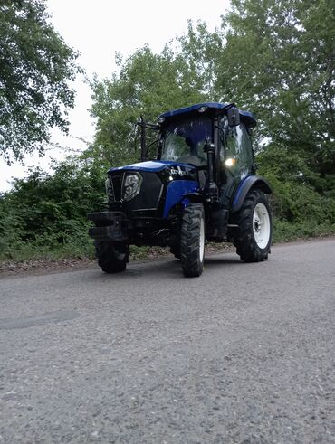 Konteynerlər: Lovol 504A traktor və qoşqu - Marka/model: Lovol 504A - Güc sinfi: 50