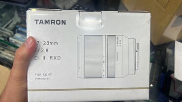 sony uslitel: Tamron 17-28 3 . Salafan ağzı blomlu . Əldədir