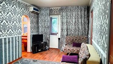 продажа квартир бишкек без посредников: 2 комнаты, 43 м², Индивидуалка, 3 этаж