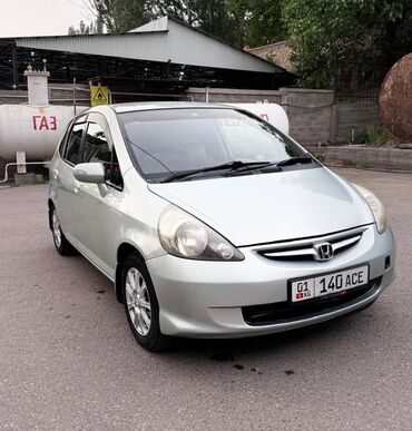 самая дорогая машина в кыргызстане: Honda Fit: 2006 г., 1.3 л, Вариатор, Бензин, Хэтчбэк