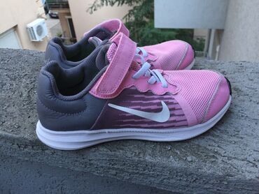 lakovane cizme za devojcice: Nike, Veličina - 33, Anatomske