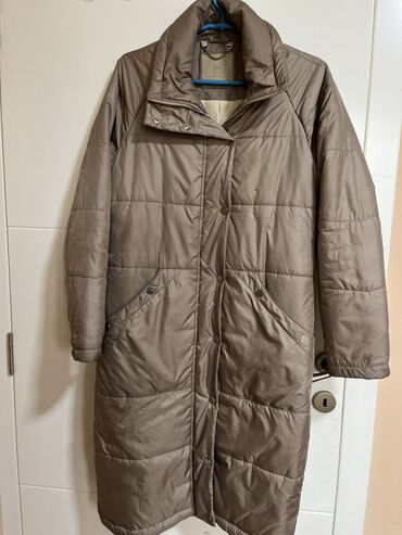 armani zimska jakna: M (EU 38), L (EU 40), Jednobojni, Sa postavom