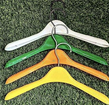 nem salfetka: Plastik geyim asqıları – müxtəlif rəng və modellər - Material — 1