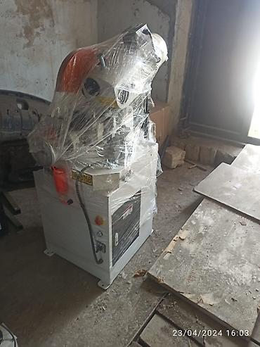 dəmir kəsən mişar: Metal üçün kəsmə avadanlığı – Xcort Miter Saw K1X0JS-255 (stasionar — 2