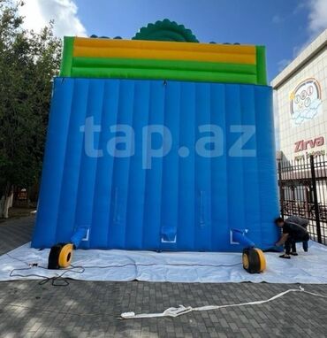 uşaq kuklası: 🎪 Şişmə Batut satılır! İki ədəd mövcuddur — biri tam yeni, biri isə