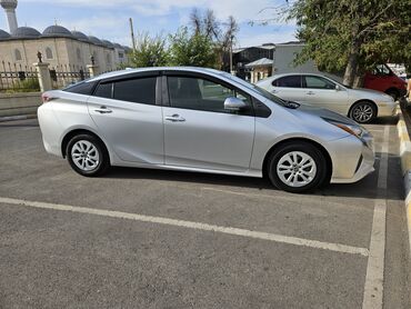 Toyota: Toyota Prius: 2017 г., 1.8 л, Гибрид, Хэтчбэк