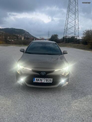 Toyota: Toyota Corolla: 1.8 l. | 2022 έ. Χάτσμπακ — 2