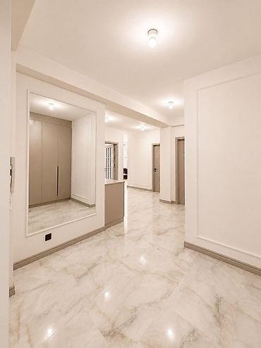 Yeni tikili: İcarəyə verilir 3 otaqlı yeni tikili 125 m², Nəsimi r. Kateqoriya — 2