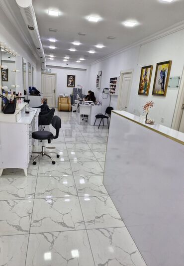 Dırnaq ustaları: Saç ustası tələb olunur, Yerin icarəsi, 1 ildən az təcrübə