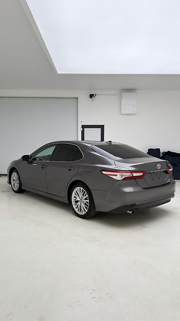 Toyota: Toyota Camry: 2019 г., 2.5 л, Вариатор, Гибрид, Седан — 6