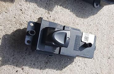PREKIDAC PODIZACA STAKALA ZA HONDA CIVIC | prekidac elektro podizaca na lalafo.rs PREKIDAC PODIZACA STAKALA ZA HONDA CIVIC | prekidac elektro podizaca