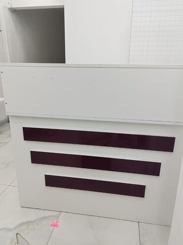 Setka vitrinləri: Mağaza üçün avadanlıq dəsti - Divar üçün metal tor panellər: Ağ — 9