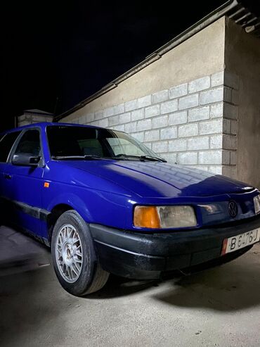 куплю пассат б3 в бишкеке: Volkswagen Passat: 1991 г., 1.8 л, Механика, Бензин, Универсал
