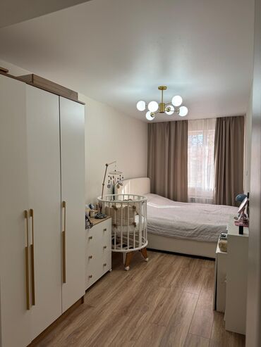 Продажа квартир: 3 комнаты, 60 м² — 4