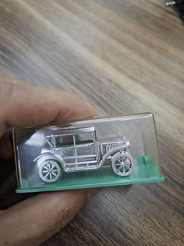 nol 7 masin: Kolleksiya üçün retro avtomobil modelinin miniatürü - Tip: Vitajin — 1